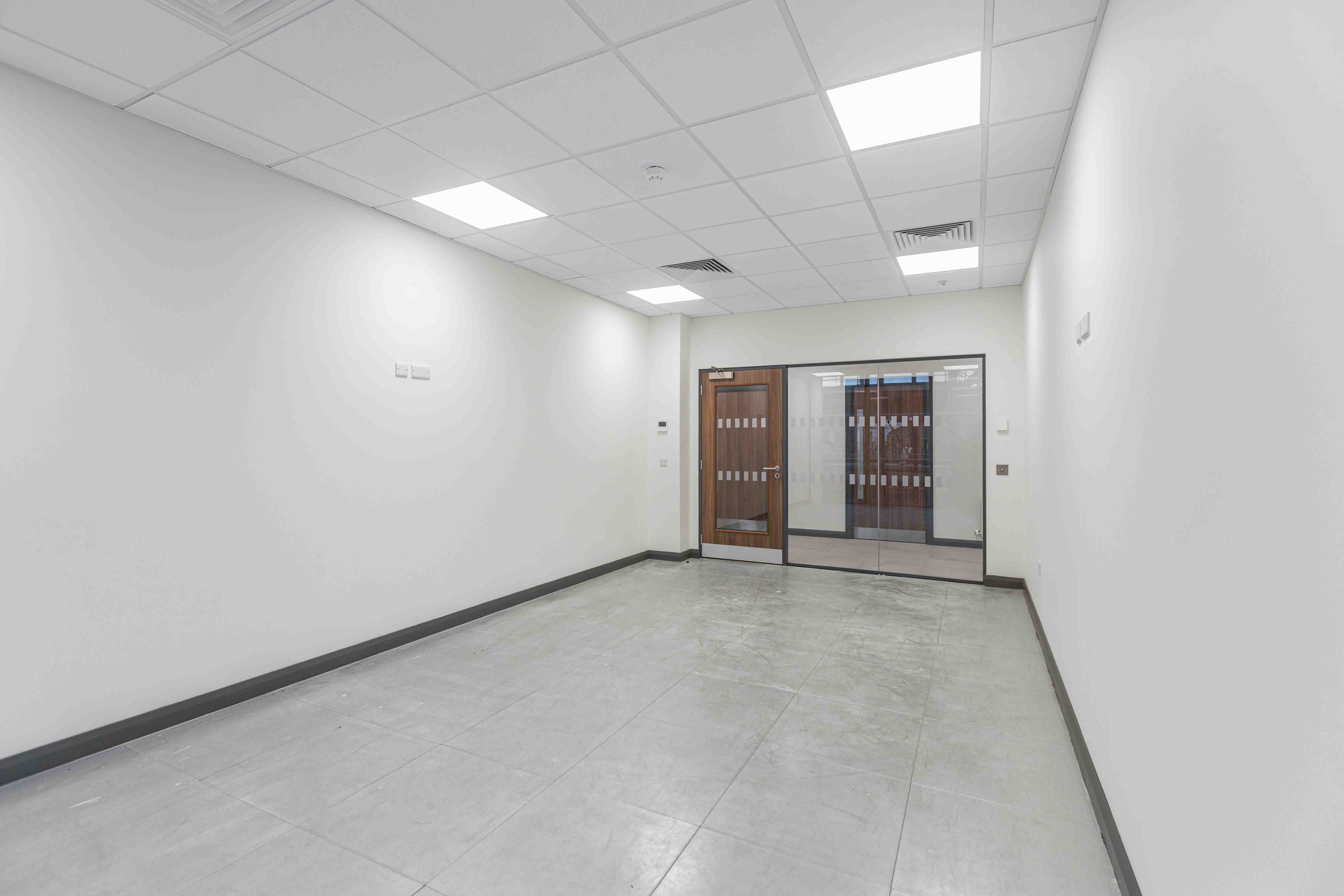 Ebrington, Derry/Londonderry Lambert Smith Hampton